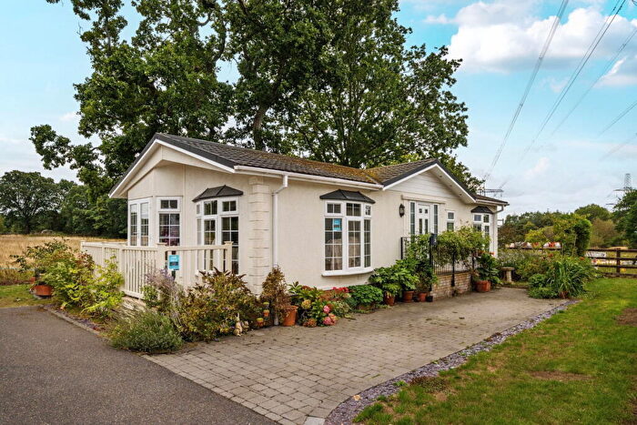 2 Bedroom Park Home For Sale In Beech Tree Drive, Deer's Court, Three Legged Cross, Dorset, BH21