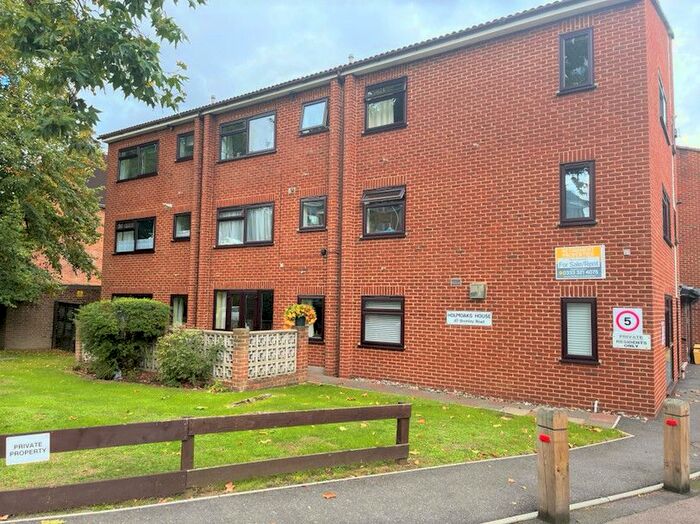 1 Bedroom Property To Rent In Bromley Road, Beckenham, Kent, BR3