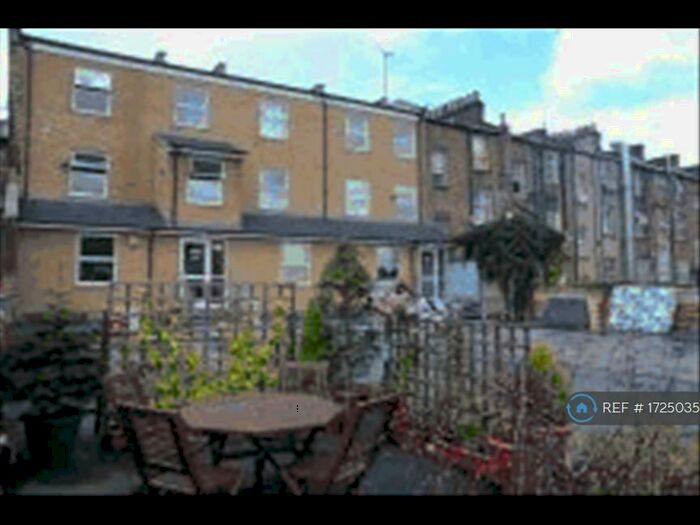 1 Bedroom Flat To Rent In Kingsland High St, London, E8