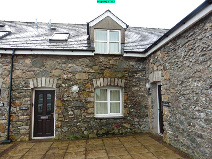 Cottage To Rent In Cefn Cwmwd Cottages, Llangefni, LL77