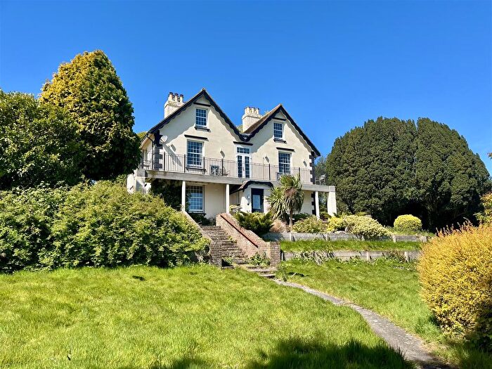 7 Bedroom Detached House For Sale In Warren Road, Fairlight, Hastings, TN35