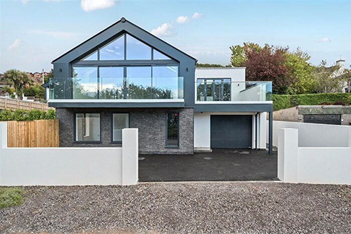 5 Bedroom Property For Sale In Nichols Road, Portishead, BS20