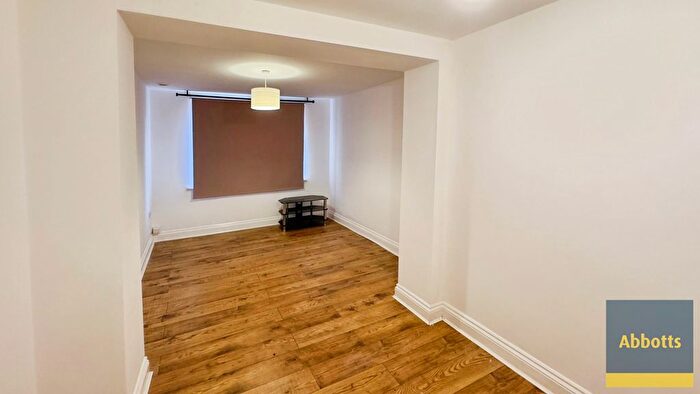 3 Bedroom Flat To Rent In Charles Street, Ipswich, IP1