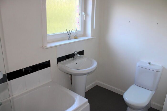 1 Bedroom Flat To Rent In Morar Drive, Paisley, PA2