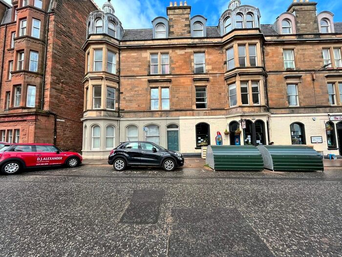 3 Bedroom Flat To Rent In Bath Street, Portobello, Edinburgh, EH15