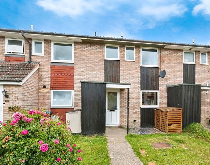 3 Bedroom Terraced House For Sale In Bramble Close, Copthorne, Crawley, RH10