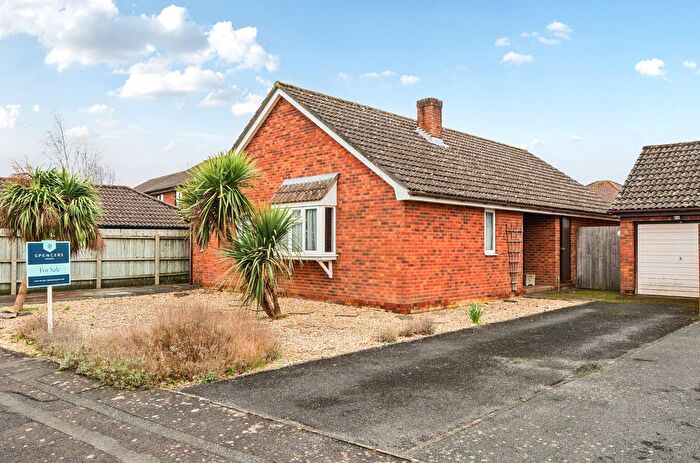 2 Bedroom Bungalow For Sale In Sorrell Way, Christchurch, BH23