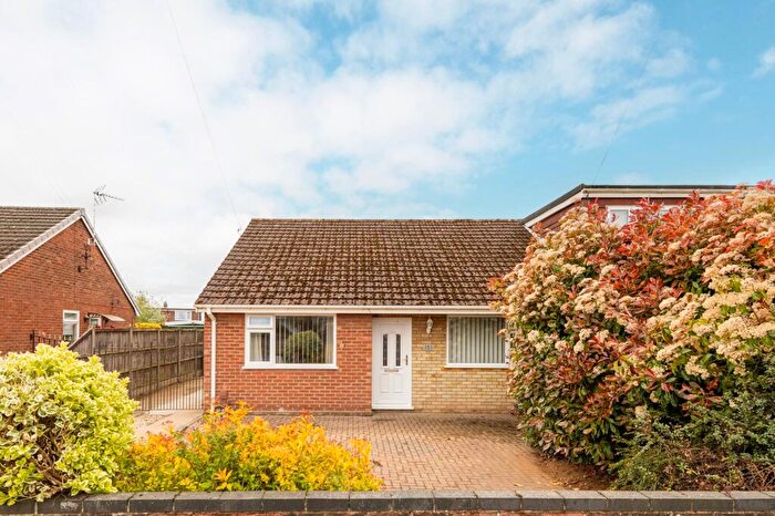 3 Bedroom Semi-Detached Bungalow For Sale In Gowing Road, Norwich, NR6