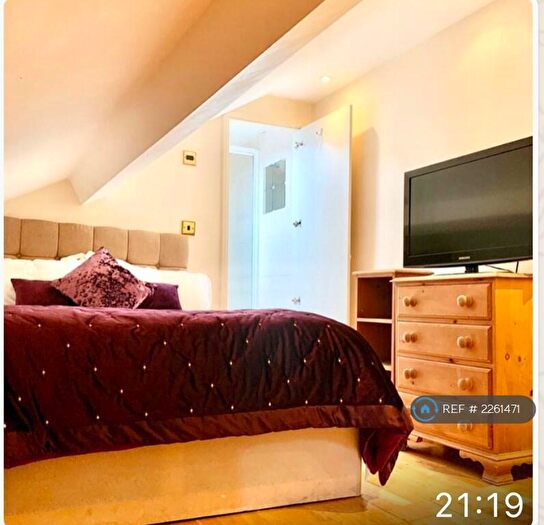 7 Bedroom Terraced House To Rent In Shortridge Terrace, Newcastle Upon Tyne, NE2