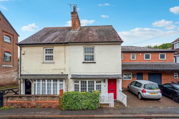 3 Bedroom Semi-Detached House To Rent In Waterside, Chesham, HP5