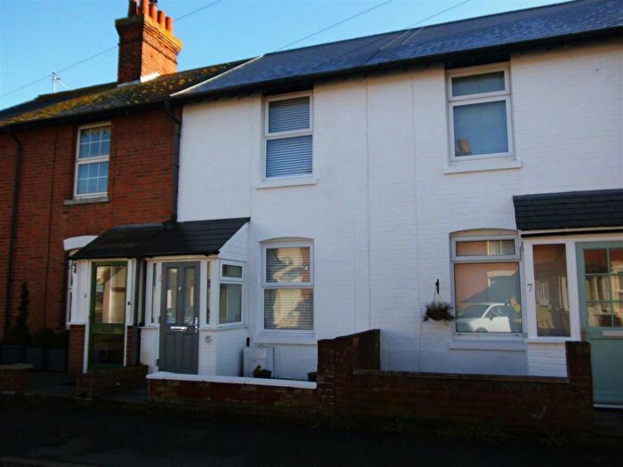 2 Bedroom Terraced House To Rent In Victoria Avenue, Hythe, CT21