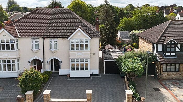 4 Bedroom Semi-Detached House For Sale In Avondale Road, Bromely, BR1