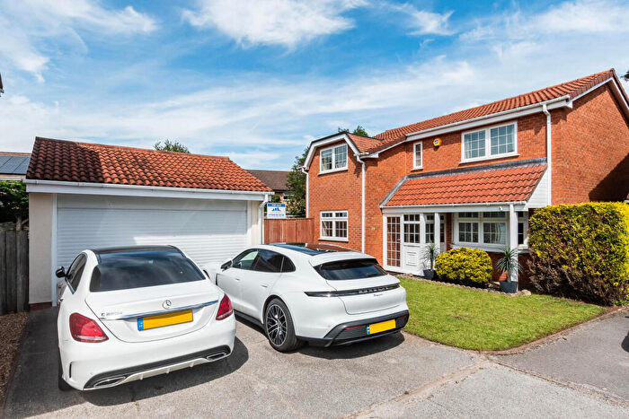 4 Bedroom Detached House For Sale In Tytherley Green, Bournemouth, BH8