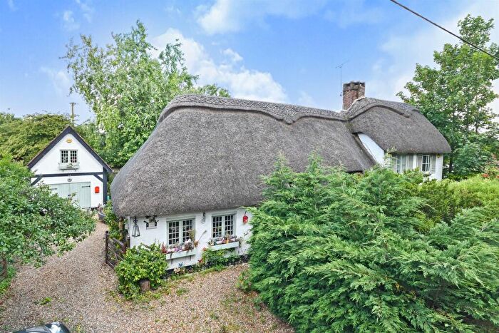 4 Bedroom Detached House For Sale In Burgate, Fordingbridge, SP6