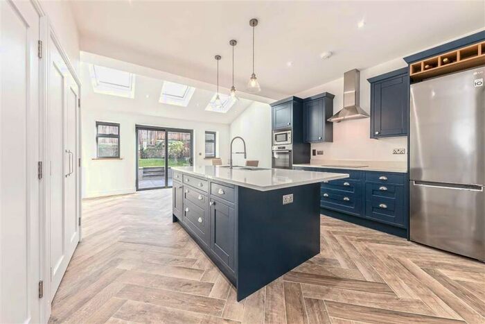 3 Bedroom Property To Rent In Hopedale Road, London, SE7