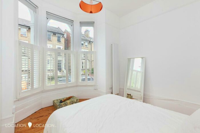 1 Bedroom Apartment To Rent In Downs Road, London, E5