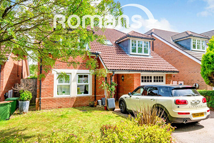 4 Bedroom Detached House To Rent In Chandlers Ford, Hampshire, SO53