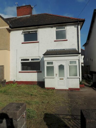 3 Bedroom Semi-Detached House To Rent In Clydesmuir Road, Tremorfa, Cardiff, CF24