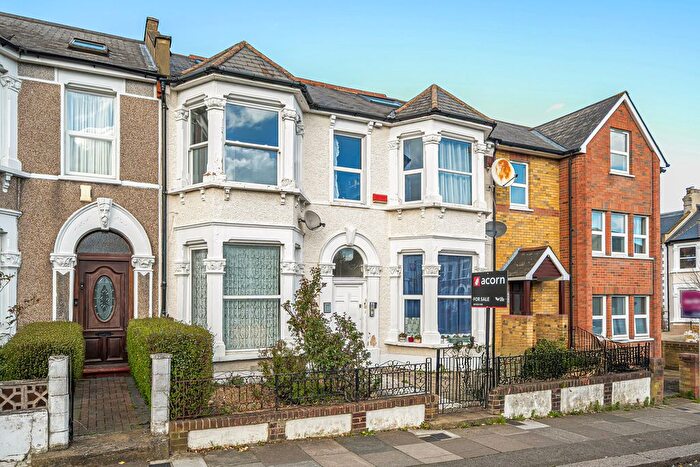 1 Bedroom Flat For Sale In Sandhurst Road, London, SE6