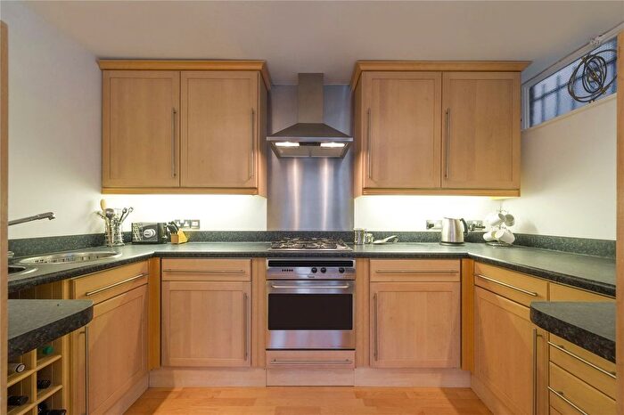 1 Bedroom Flat To Rent In Flask Walk, Hampstead, NW3