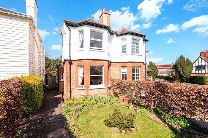 3 Bedroom Semi Detached House For Sale In West Hill, Epsom, KT19