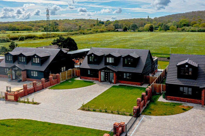 5 Bedroom Detached House For Sale In Lower Road, Hockley, SS5