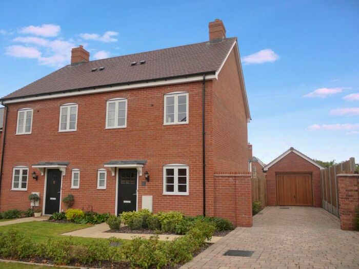 3 Bedroom End Of Terrace House For Sale In Orchard Close, Pebworth, Stratford-upon-Avon, CV37