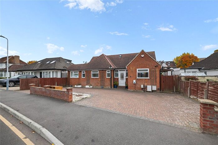 4 Bedroom Detached House To Rent In Brickwall Lane, Ruislip, HA4