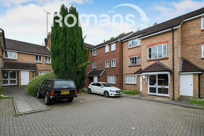2 Bedroom Flat To Rent In Horndean Road, Bracknell, RG12