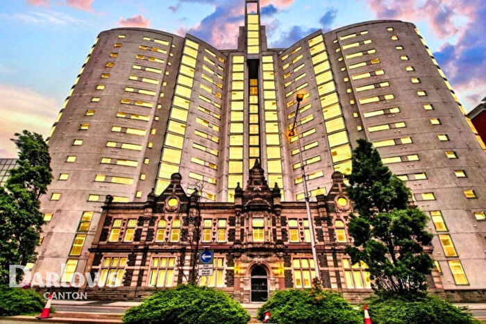 2 Bedroom Apartment For Sale In Bute Terrace, Cardiff, CF10