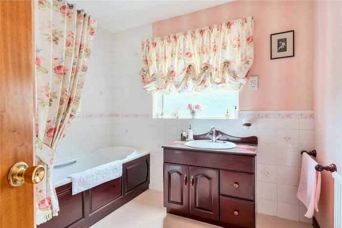 2 Bedroom Bungalow For Sale In Sea Road, Carlyon Bay, St. Austell, Cornwall, PL25