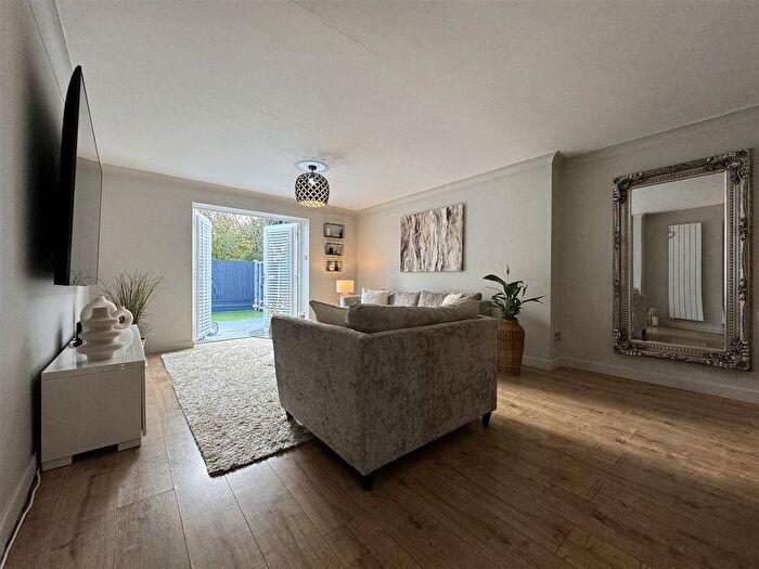 3 Bedroom Terraced House For Sale In Meadgate, Pitsea, Basildon, SS13