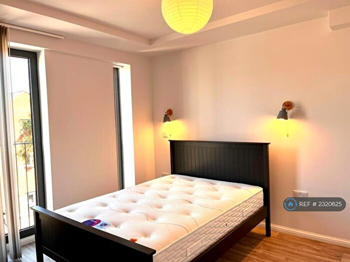1 Bedroom Flat To Rent In Alder House, Buckingham, MK18