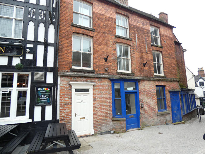 2 Bedroom Duplex To Rent In Market Place, Ashbourne, Derbyshire, DE6