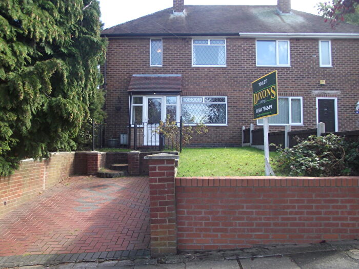 3 Bedroom Semi-Detached House To Rent In Moordown Avenue, Solihull, B92