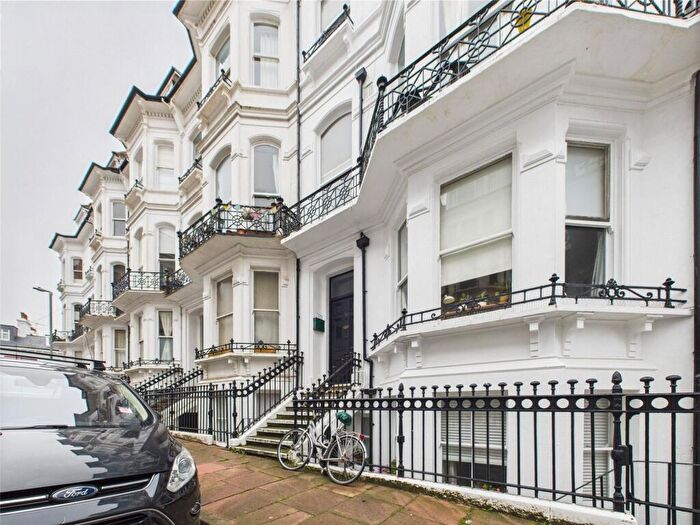 1 Bedroom Apartment To Rent In St Michaels Place, Brighton, East Sussex, BN1