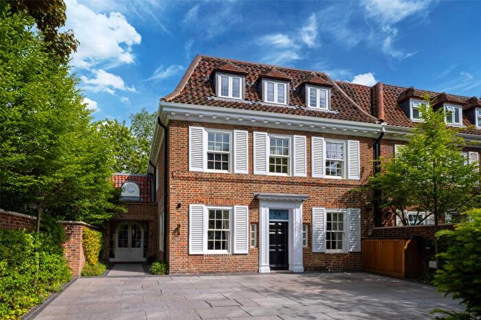 9 Bedroom Semi-Detached House For Sale In Grove End Road, St John's Wood, London, NW8