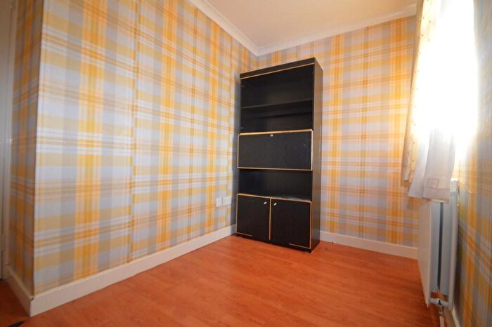 6 Bedroom Terraced House To Rent In Benares Road, London, SE18