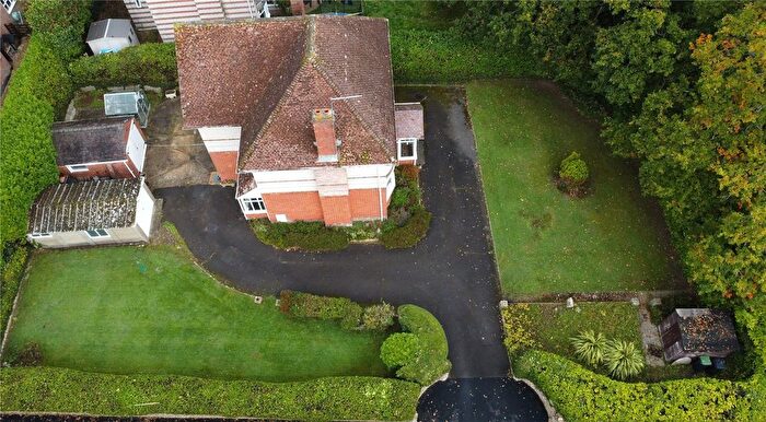 5 Bedroom Detached House For Sale In Central Avenue, Corfe Mullen, Wimborne, Dorset, BH21