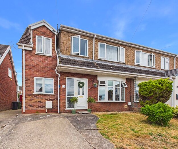 4 Bedroom Semi-Detached House For Sale In Cedar Close, Bradley, LL11