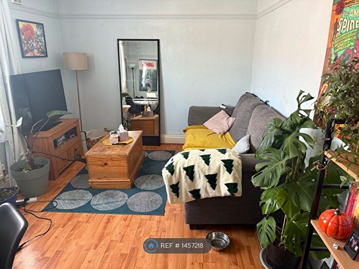 1 Bedroom Flat To Rent In White Hart Lane, Tottenham, N17