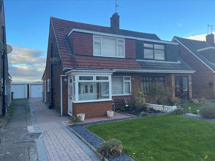 3 Bedroom Semi-Detached House To Rent In Argyll Avenue, Eastham, CH62