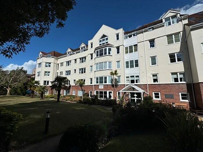 1 Bedroom Retirement Property For Sale In Poole Road, Bournemouth, BH2