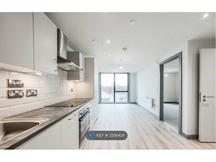 1 Bedroom Flat To Rent In Lowshoe Lane, Romford, RM5