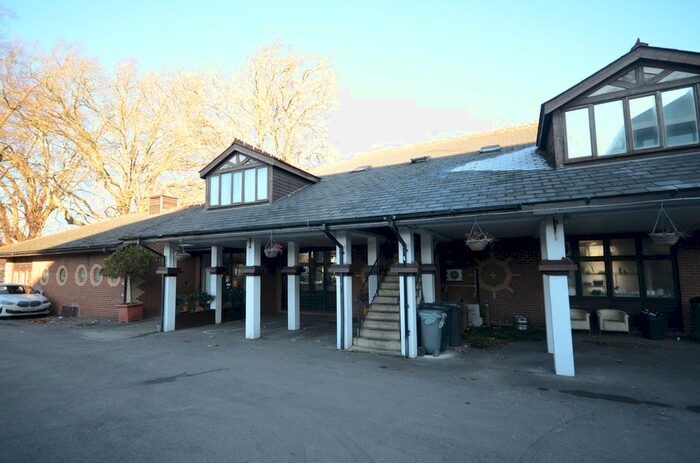 2 Bedroom Flat To Rent In Caversham Road, Reading, RG1