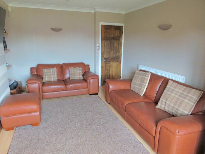 3 Bedroom Maisonette To Rent In Barnes Crescent, Skegness, PE25