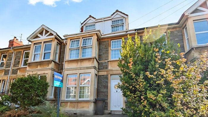 6 Bedroom House For Sale In Thingwall Park, Fishponds, Bristol, BS16