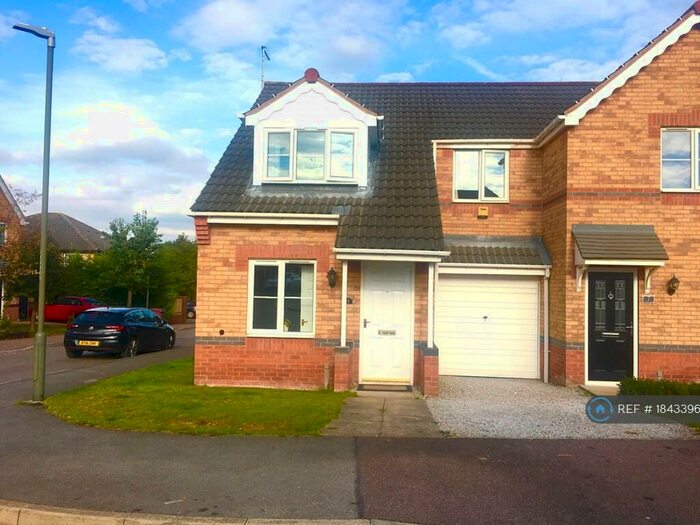3 Bedroom Semi-Detached House To Rent In Maple Drive, Creswell, Worksop, S80