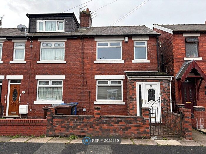 3 Bedroom Semi-Detached House To Rent In Prince Edward Avenue, Denton, Manchester, M34