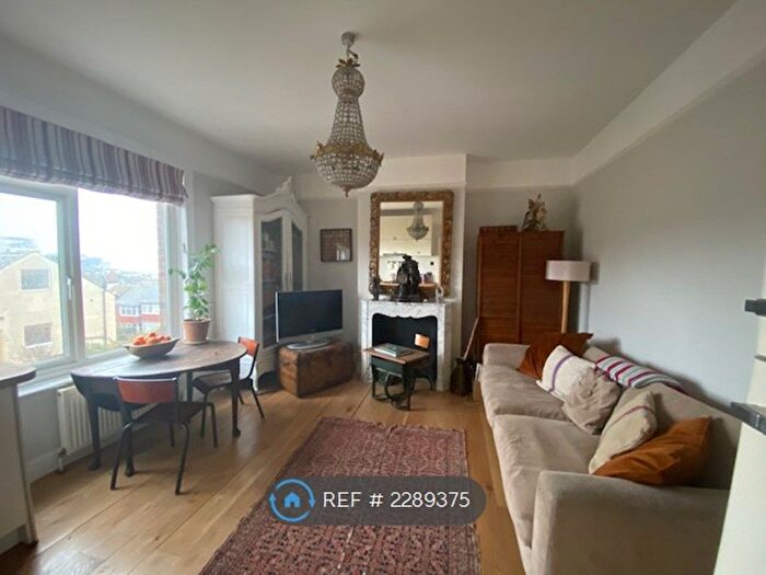 3 Bedroom Maisonette To Rent In Brighton, Brighton, BN2